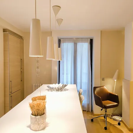 La Casica Del Coso By Alogest Apartman Zaragoza